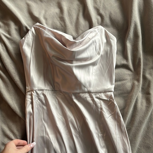 BabyBoo champagne pink silky strapless dress with slit - Picture 2 of 8